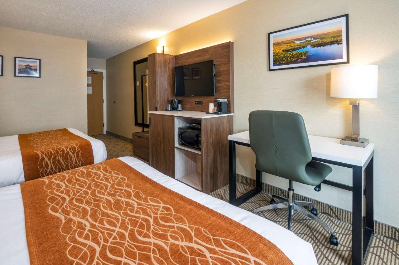 Comfort Inn Lakeshore North Bay Exteriör bild