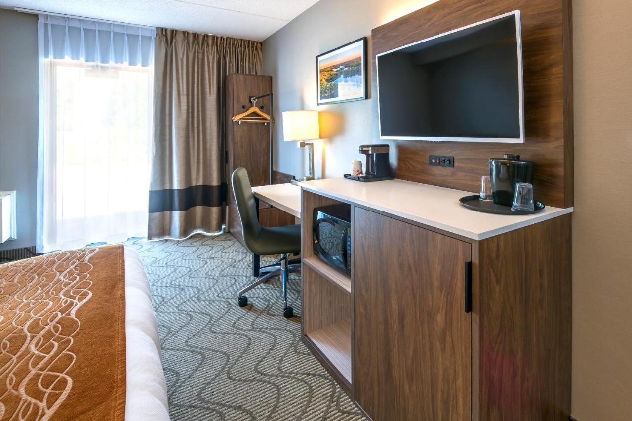 Comfort Inn Lakeshore North Bay Exteriör bild